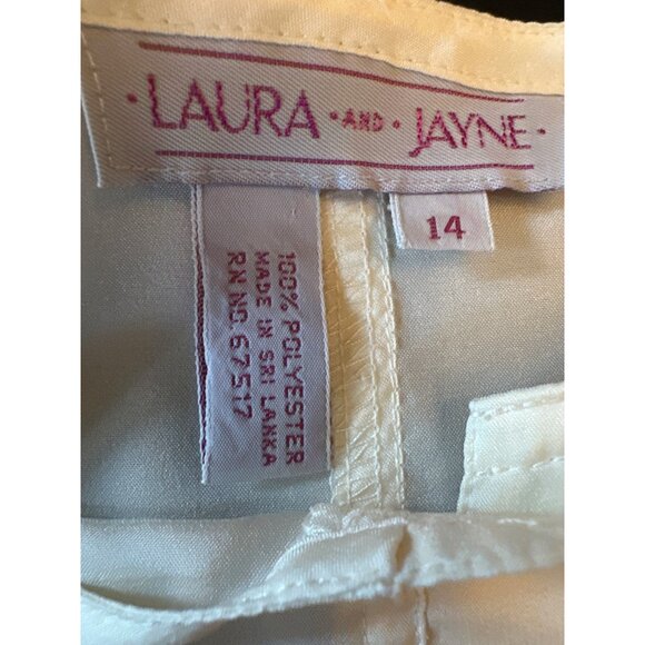 Vintage 80s Laura & Jayne  Cream Polyester Blouse Size 14 Button Neck Detail - Picture 2 of 4